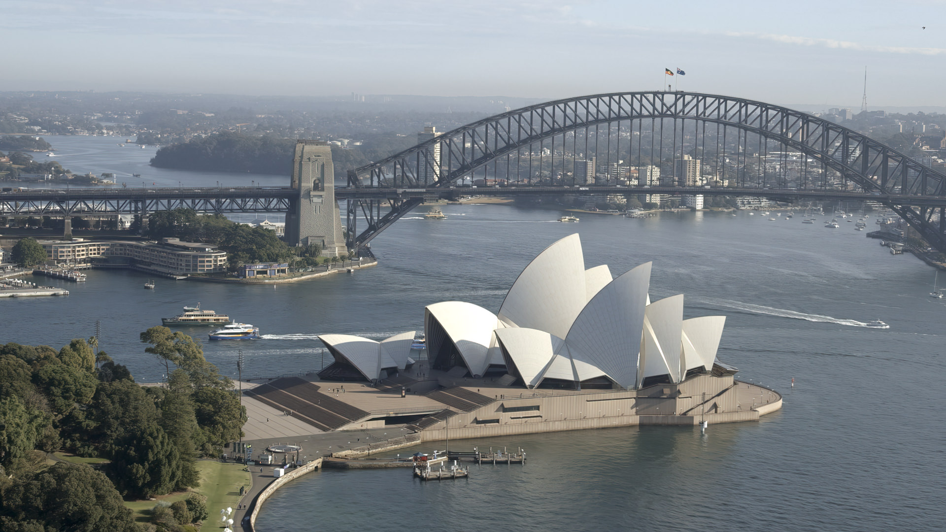Capture the Essence of Sydney with 4K and Full HD Videos