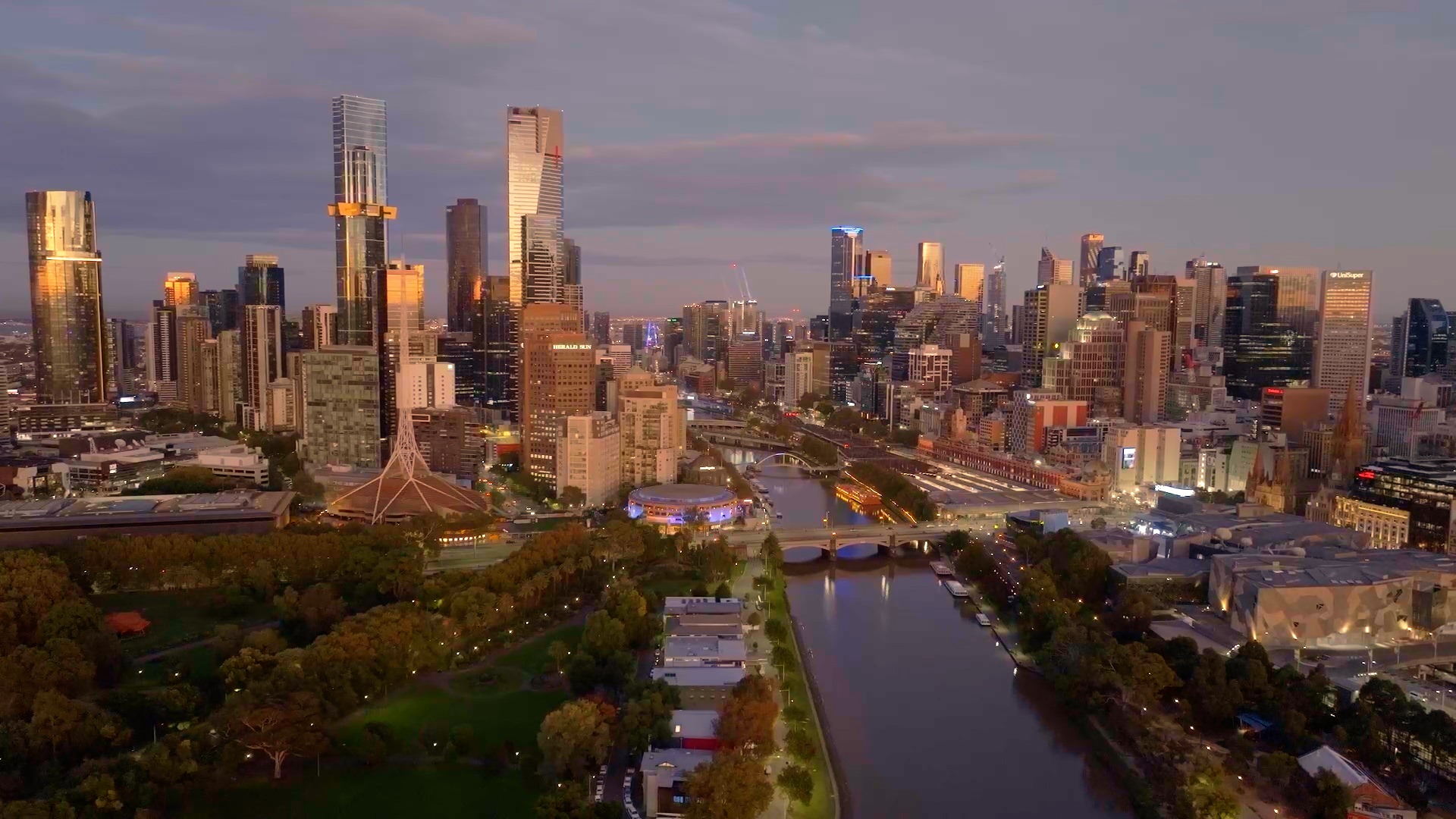 Capture Melbourne’s Vibrance in 4K and Full HD